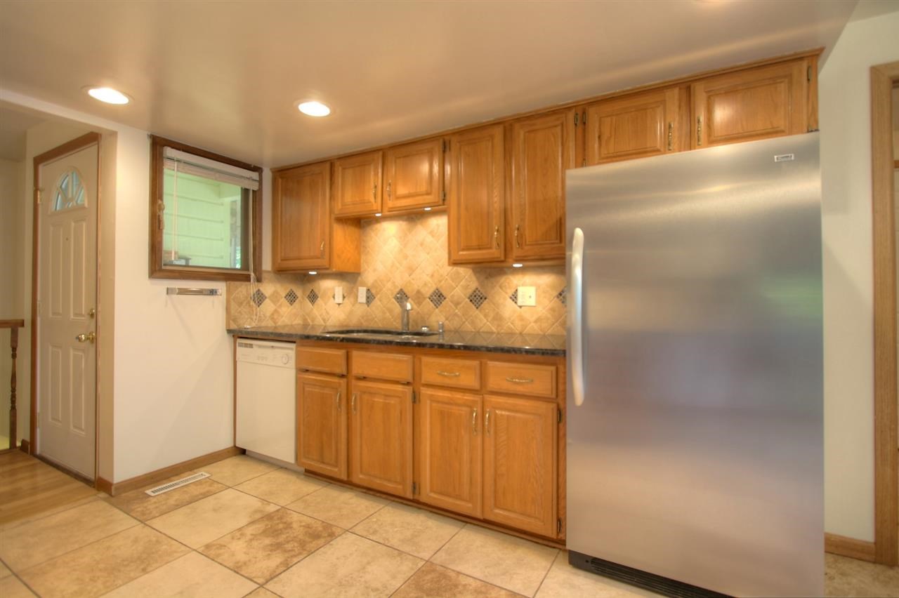 2704 E 40th Ave - Photo 9