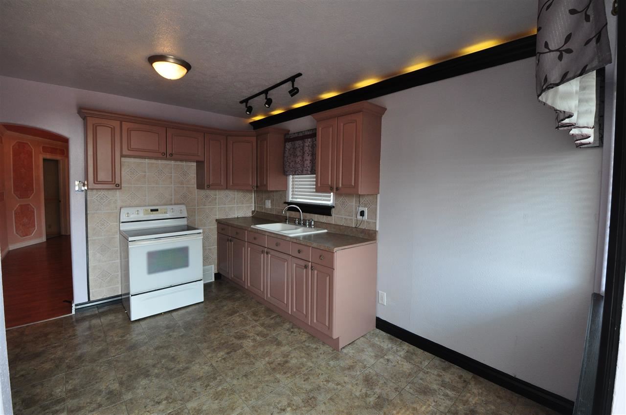 2403 W Sharp - Photo 11