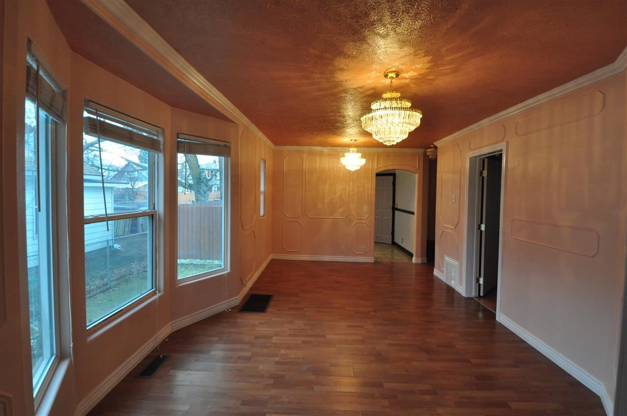 2403 W Sharp - Photo 17