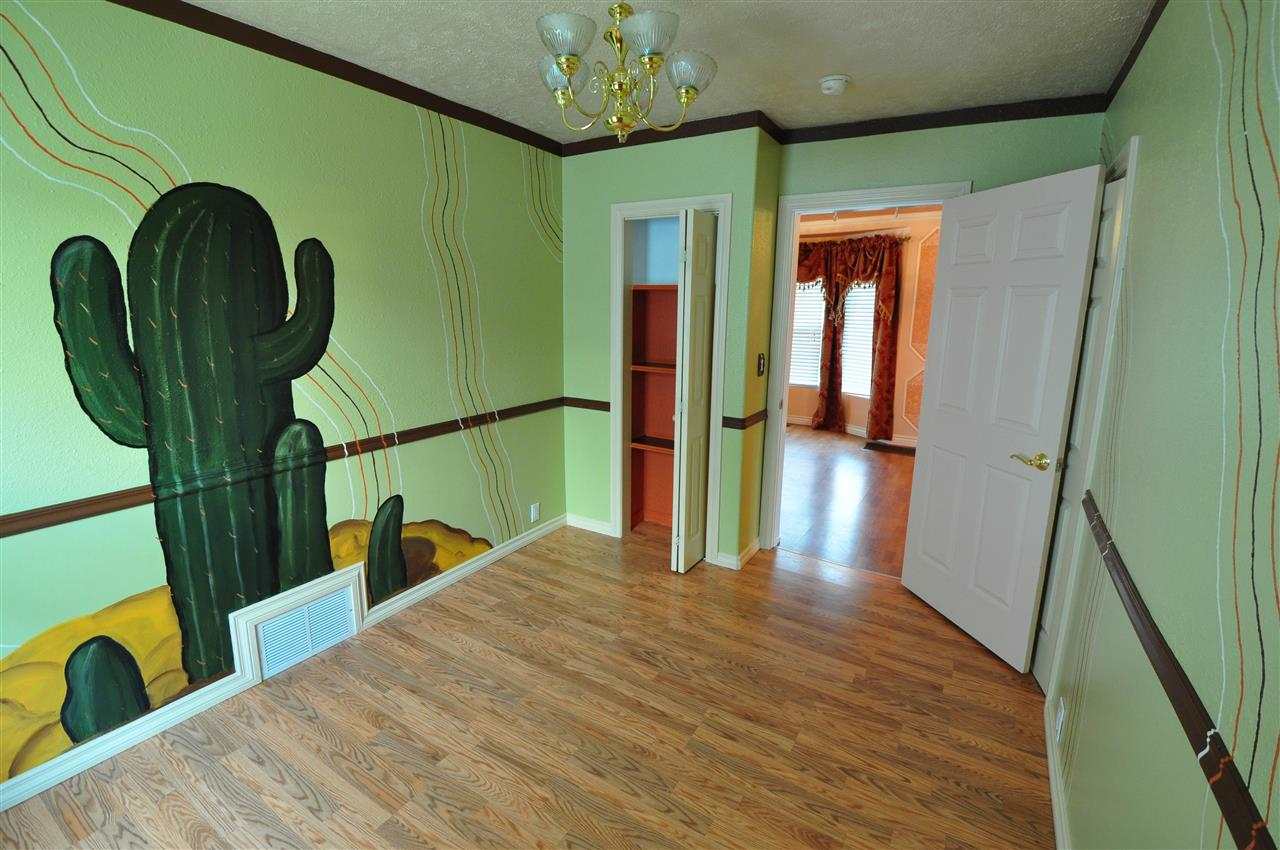 2403 W Sharp - Photo 5