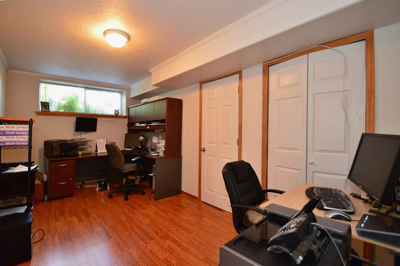 8008 N NATHAN - Photo 9