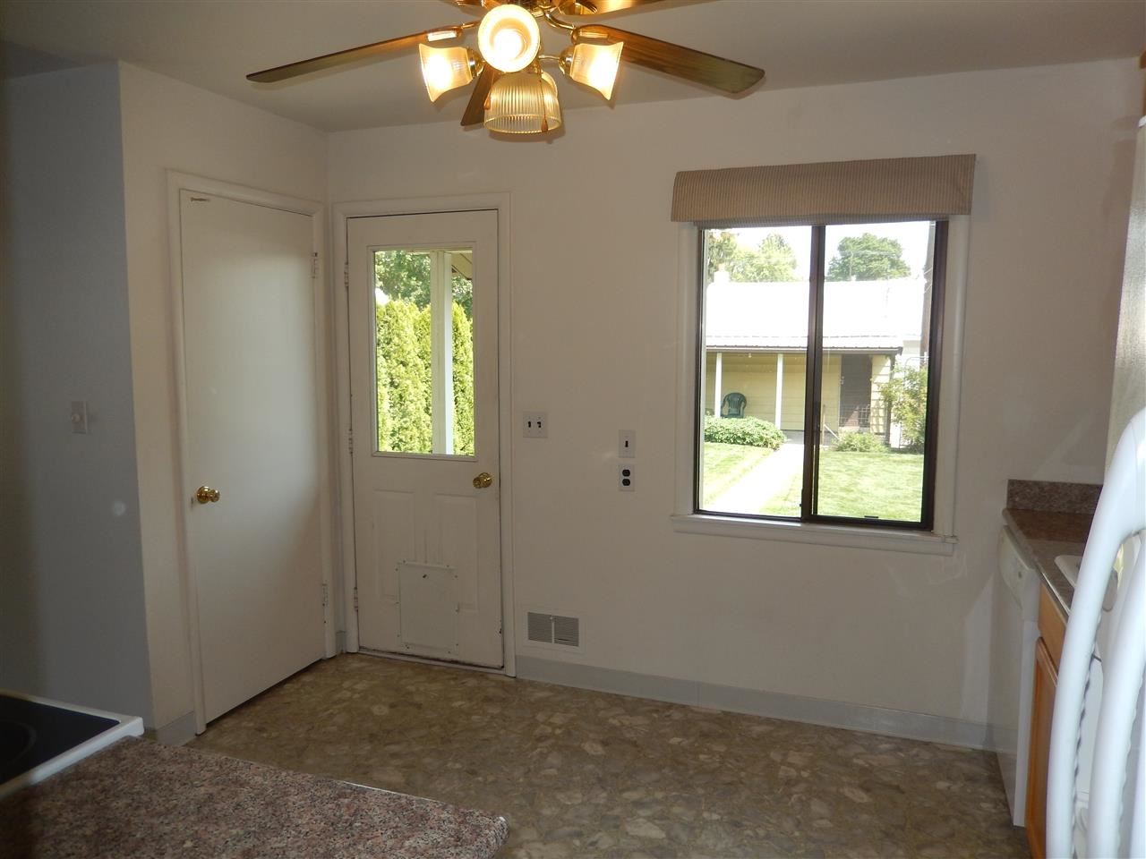 4418 N Monroe St - Photo 4
