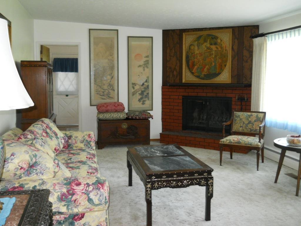 18208 E 4th Ave - Photo 2