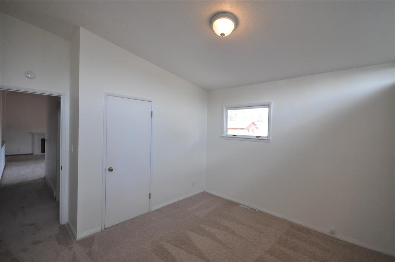 6722 N POST St - Photo 11