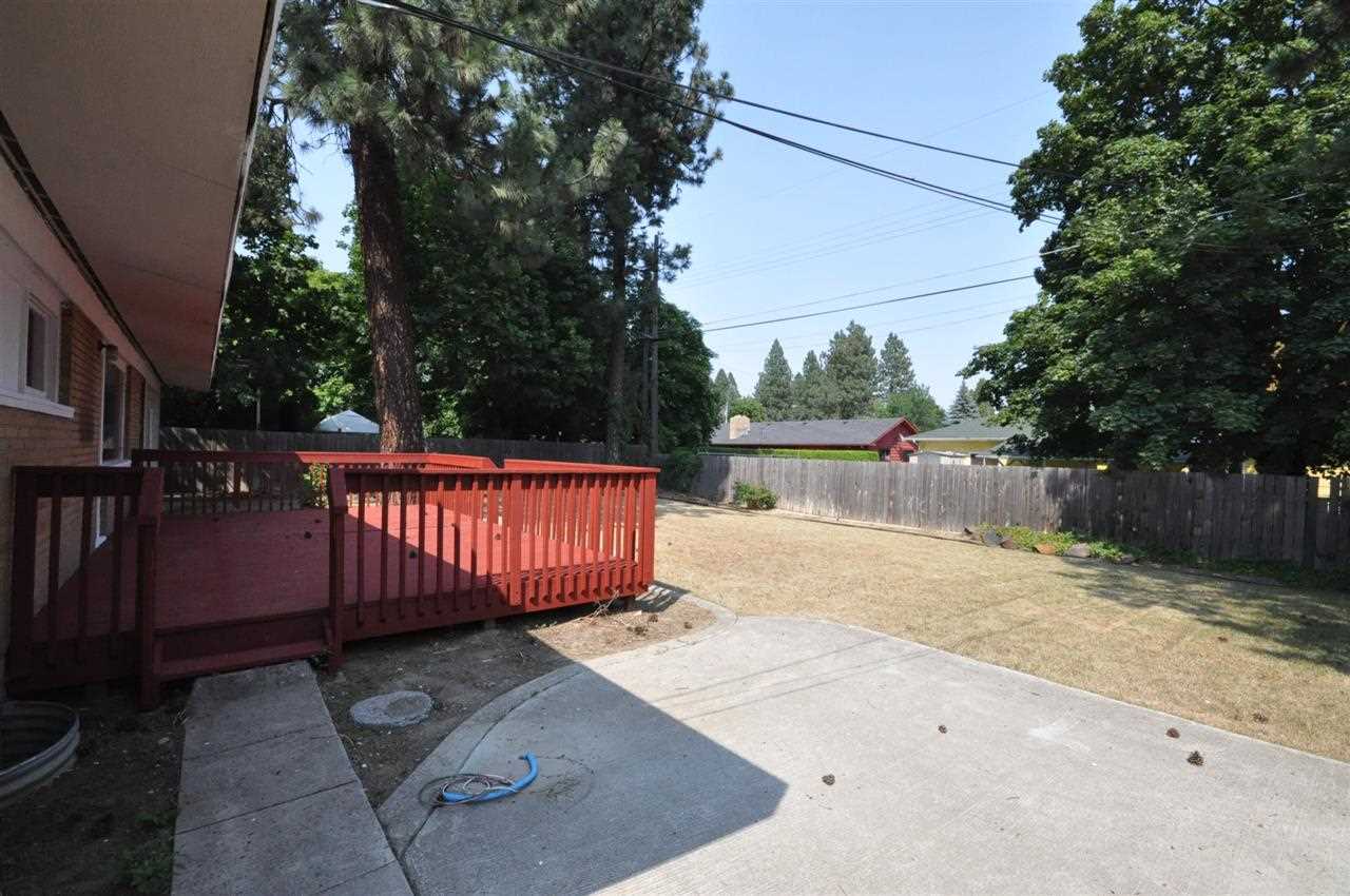 6722 N POST St - Photo 18
