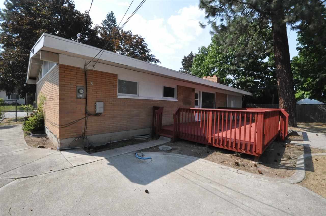 6722 N POST St - Photo 19