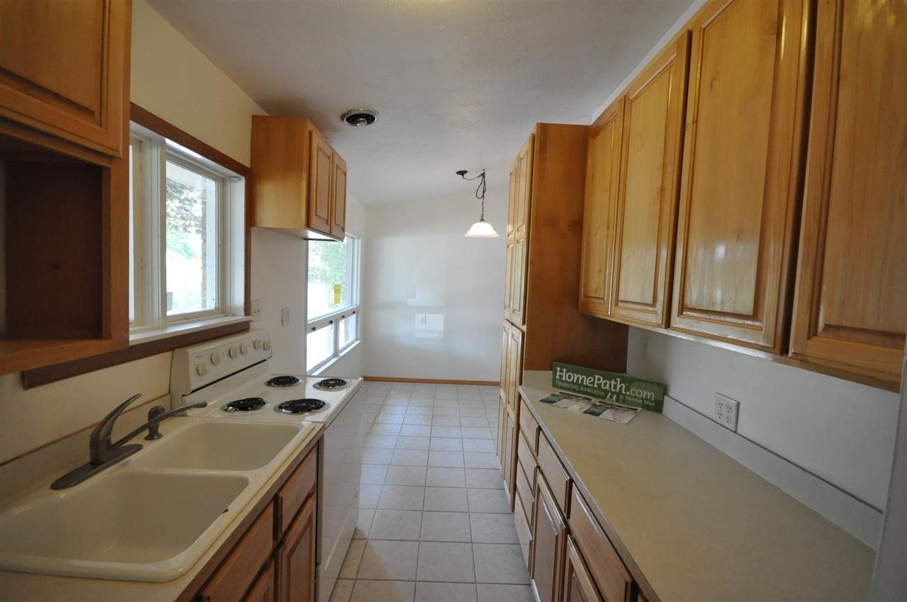 6722 N POST St - Photo 4