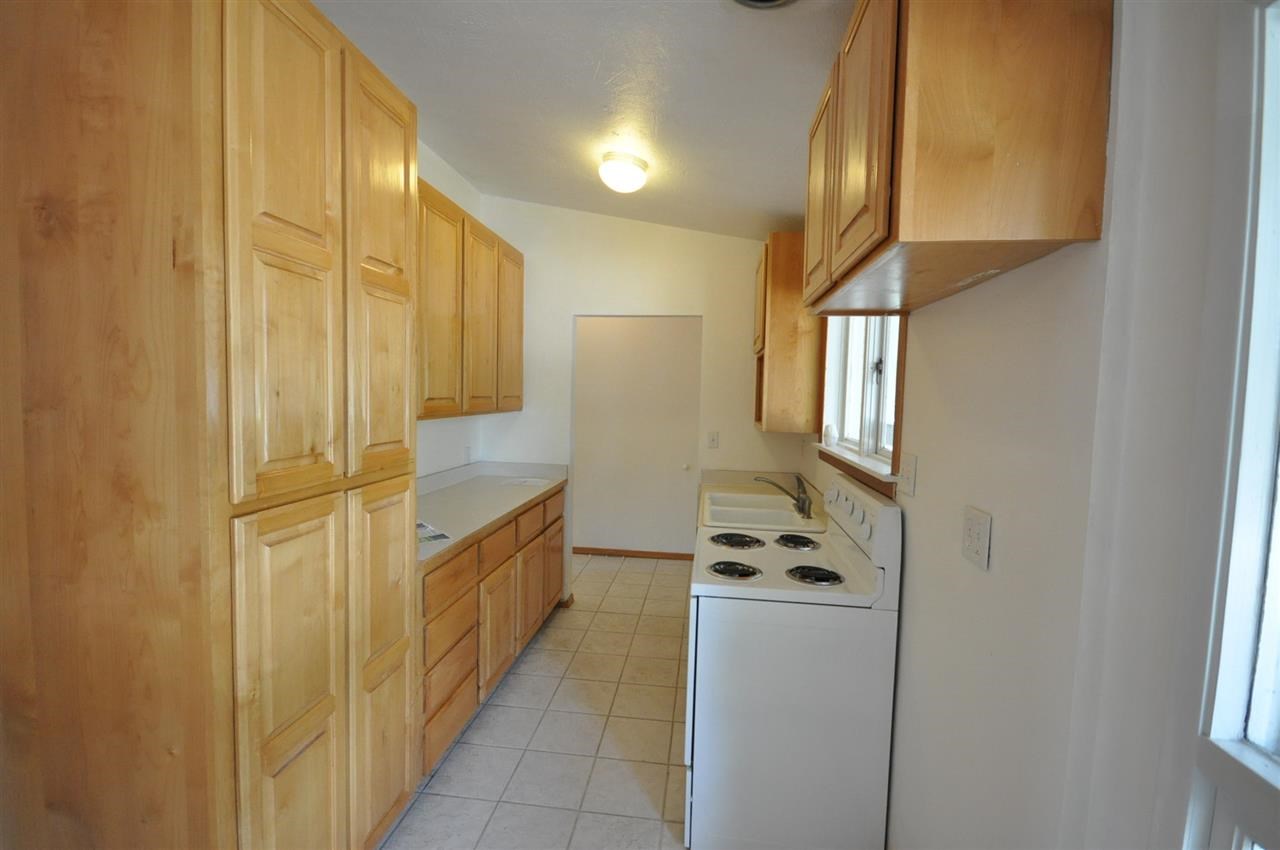 6722 N POST St - Photo 5