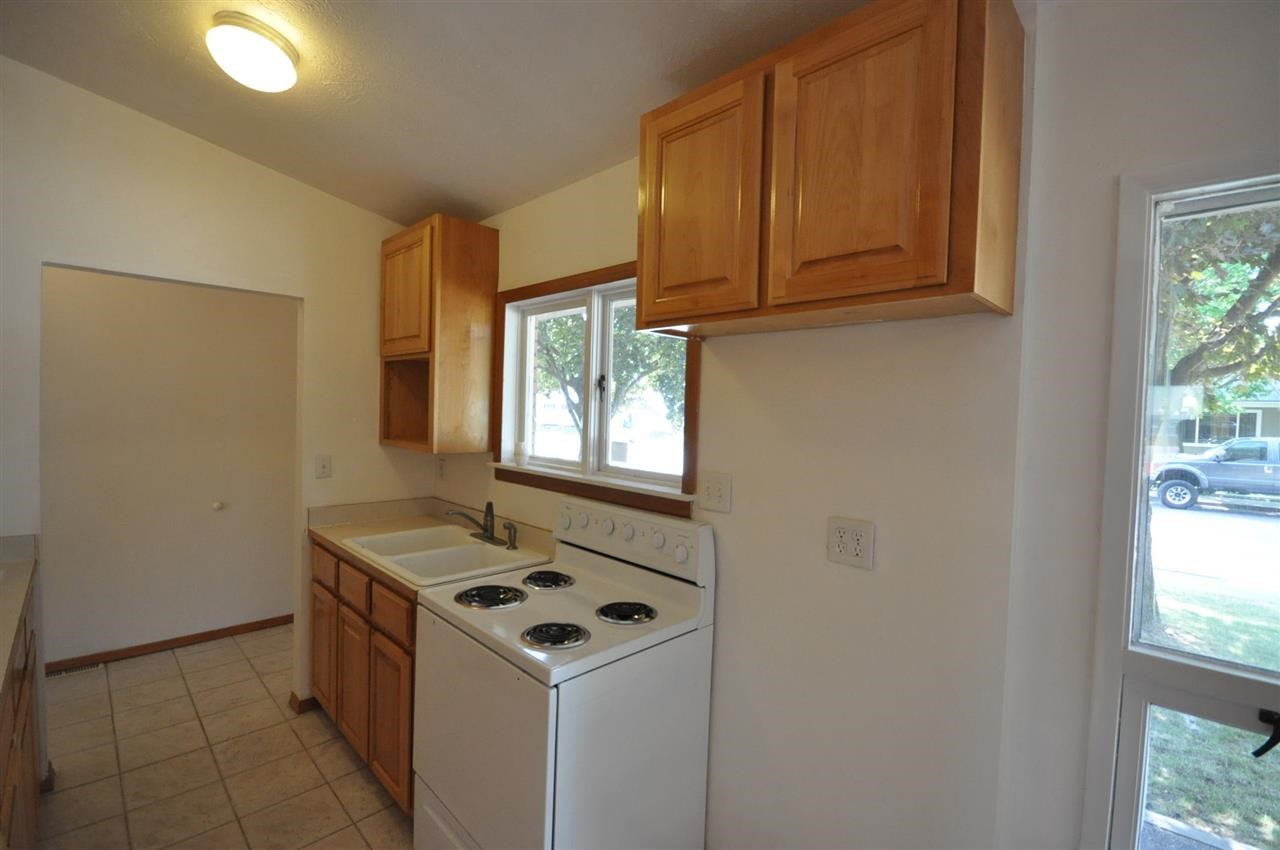 6722 N POST St - Photo 7