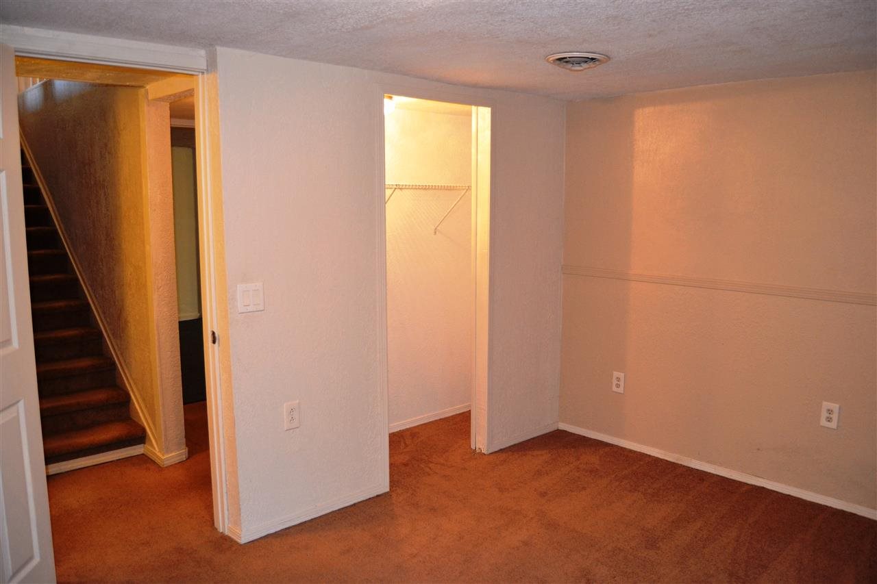 11703 E Valleyway Ave - Photo 11