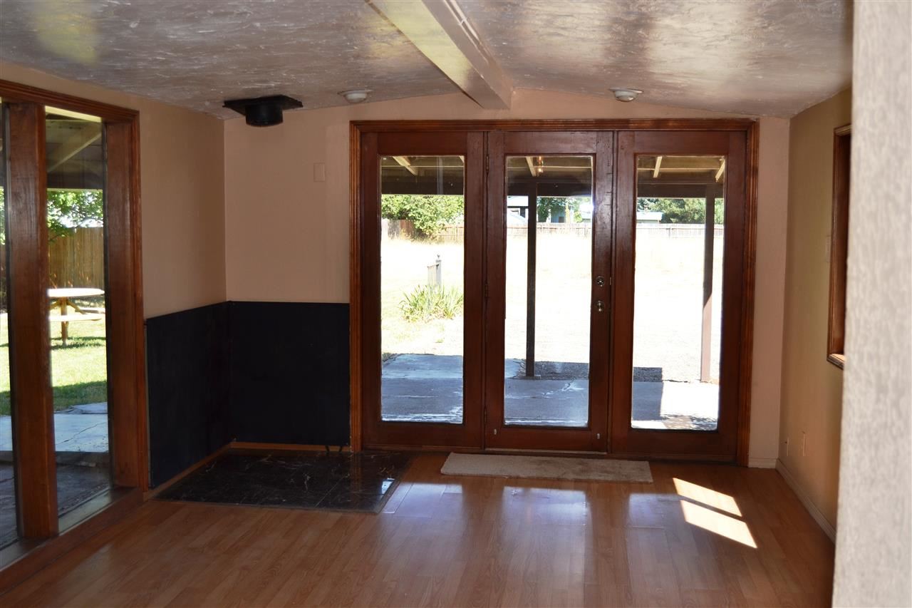 11703 E Valleyway Ave - Photo 5