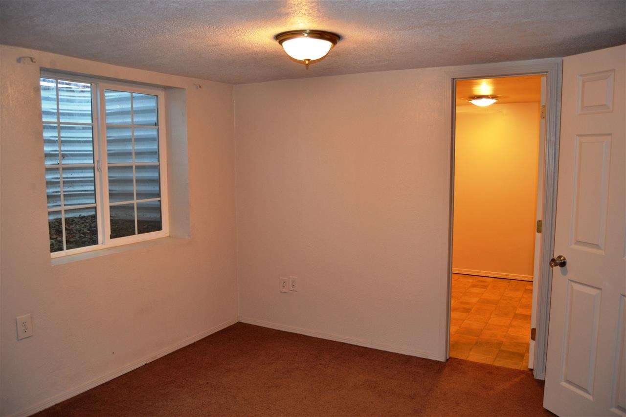 11703 E Valleyway Ave - Photo 10
