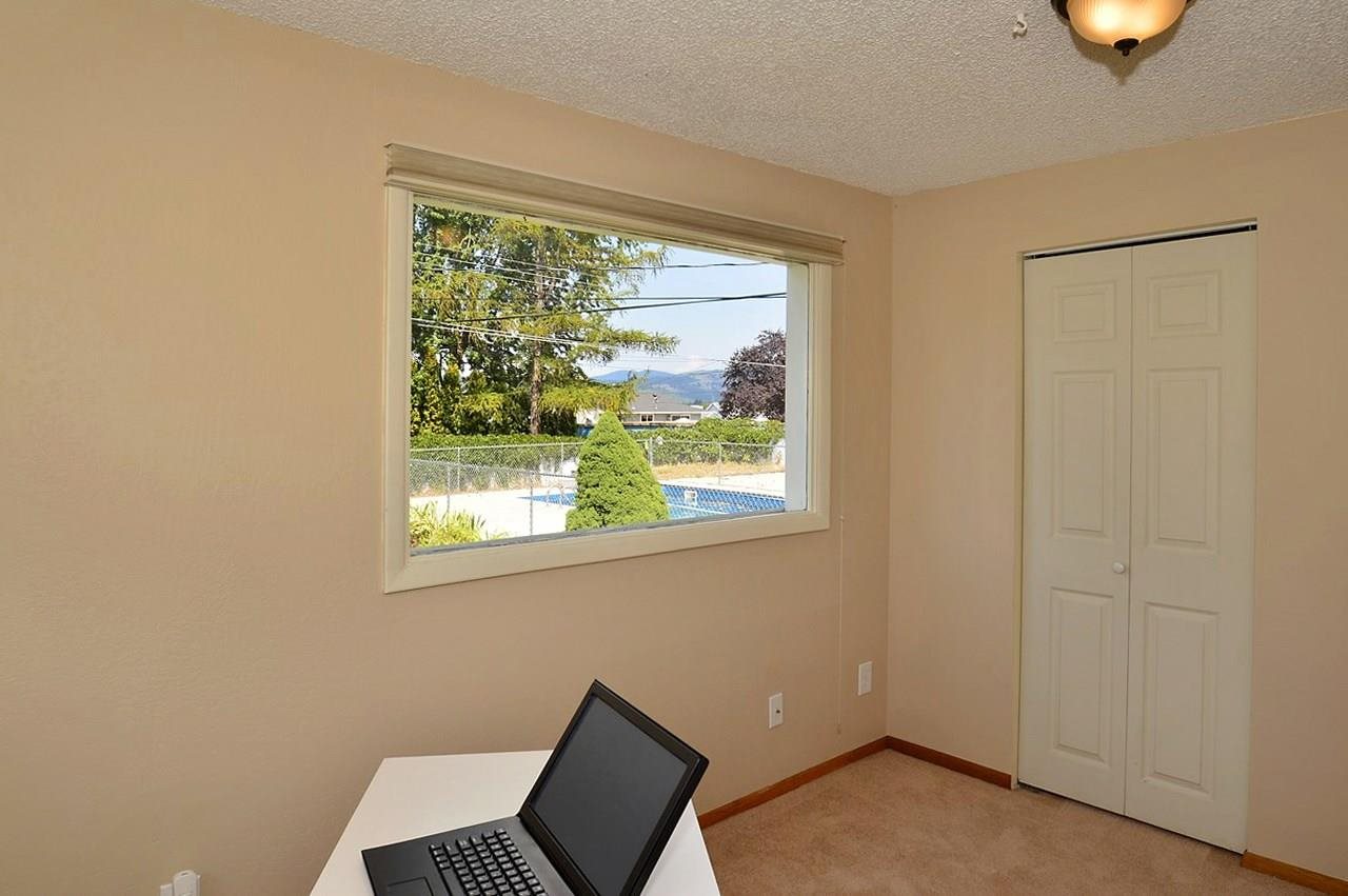 11919 E Grace - Photo 12
