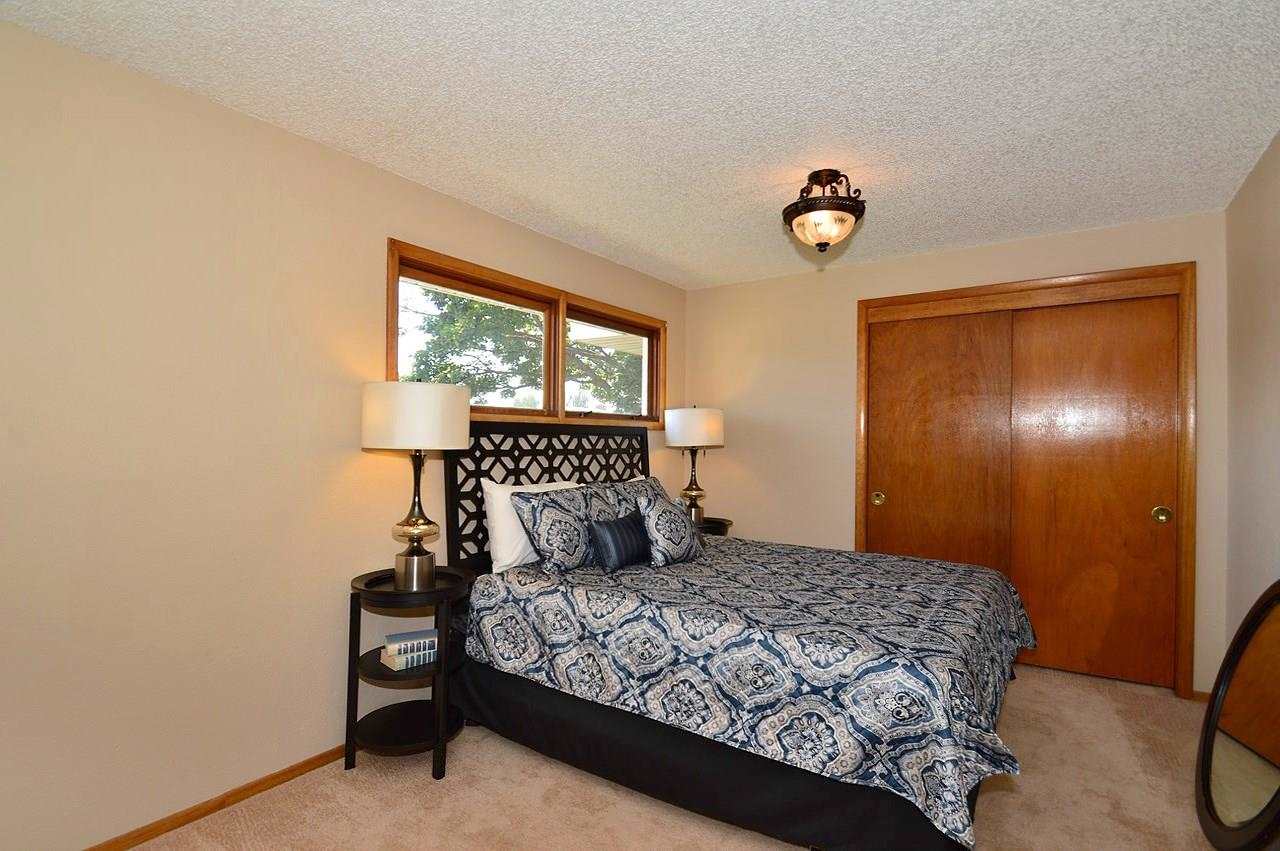 11919 E Grace - Photo 13