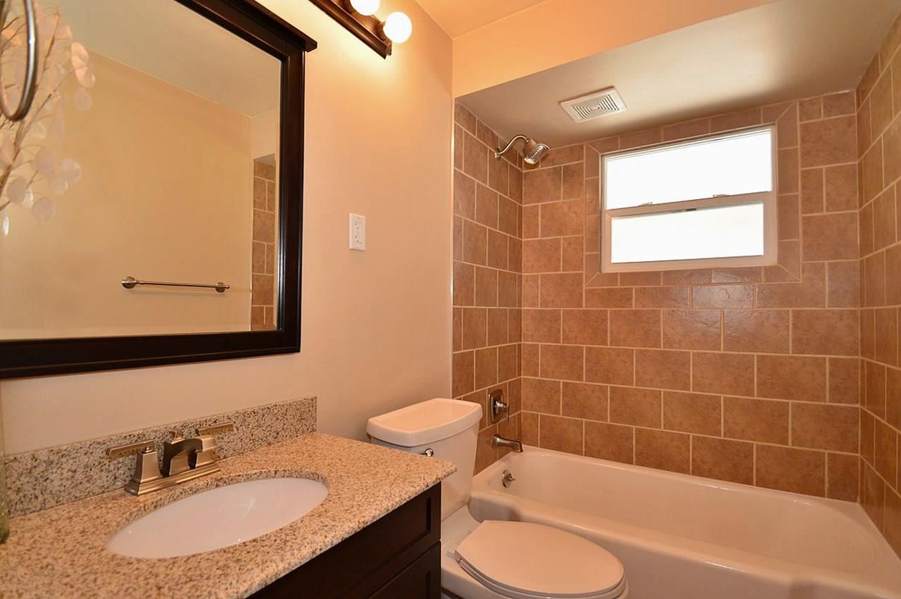 11919 E Grace - Photo 15