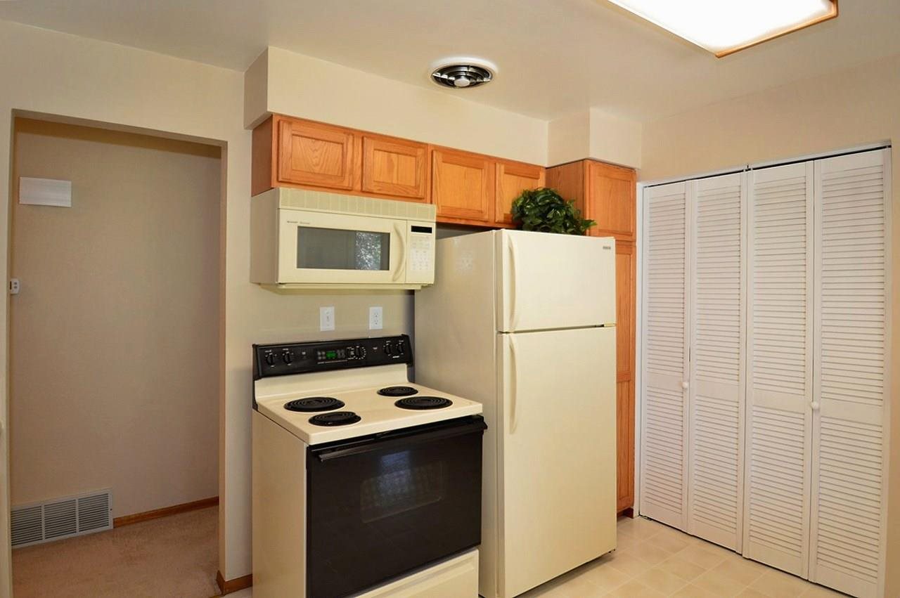 11919 E Grace - Photo 10