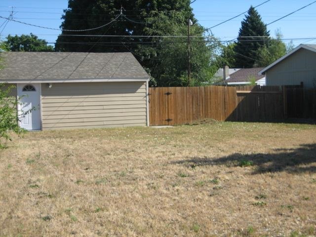 2518 W Wabash  Ave. - Photo 16