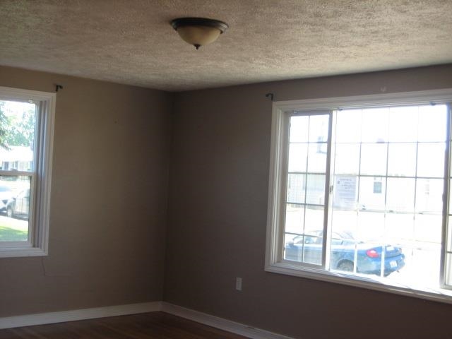 2518 W Wabash  Ave. - Photo 4