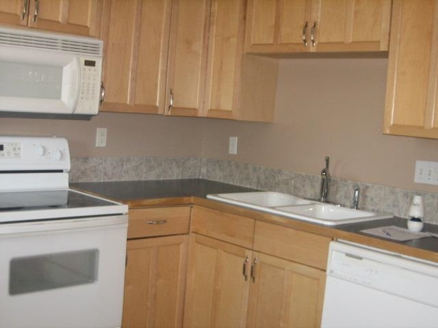 2518 W Wabash  Ave. - Photo 6