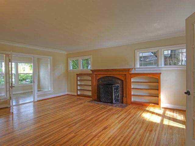 2320 S Jefferson St - Photo 2