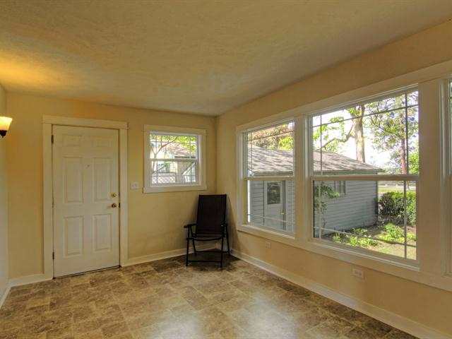 2320 S Jefferson St - Photo 9