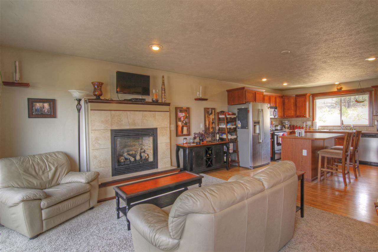 4915 E 15th Ave - Photo 5