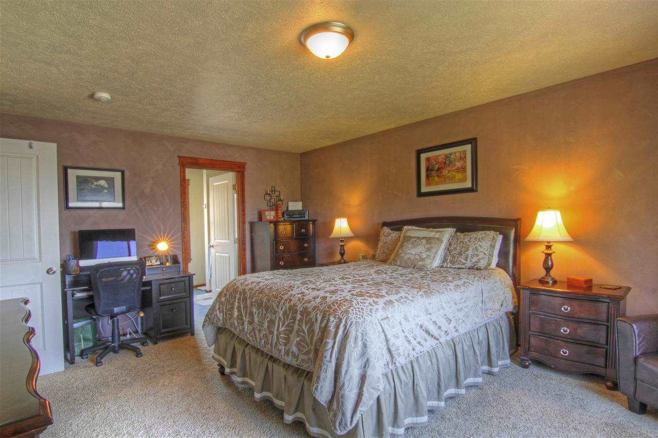 4915 E 15th Ave - Photo 9