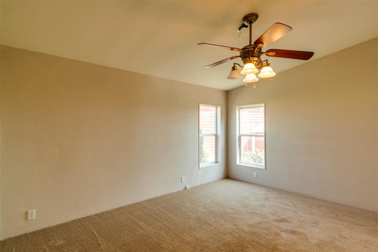 2515 S Coulee Hite Rd - Photo 11