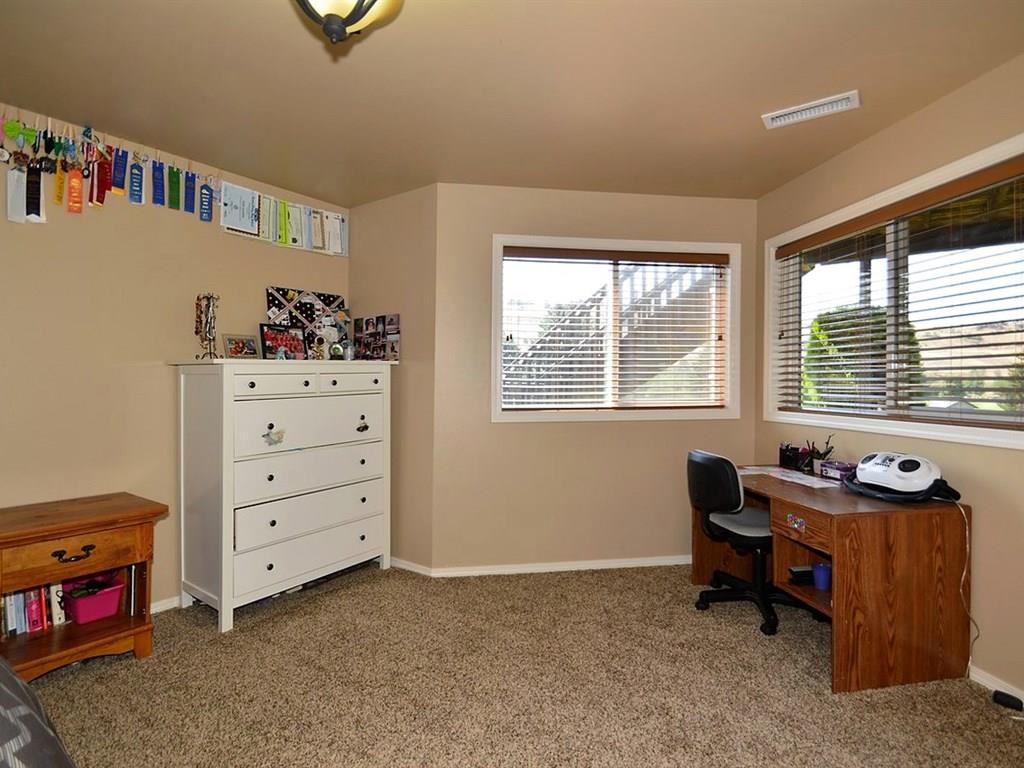 22905 E Prestwick Pl - Photo 15