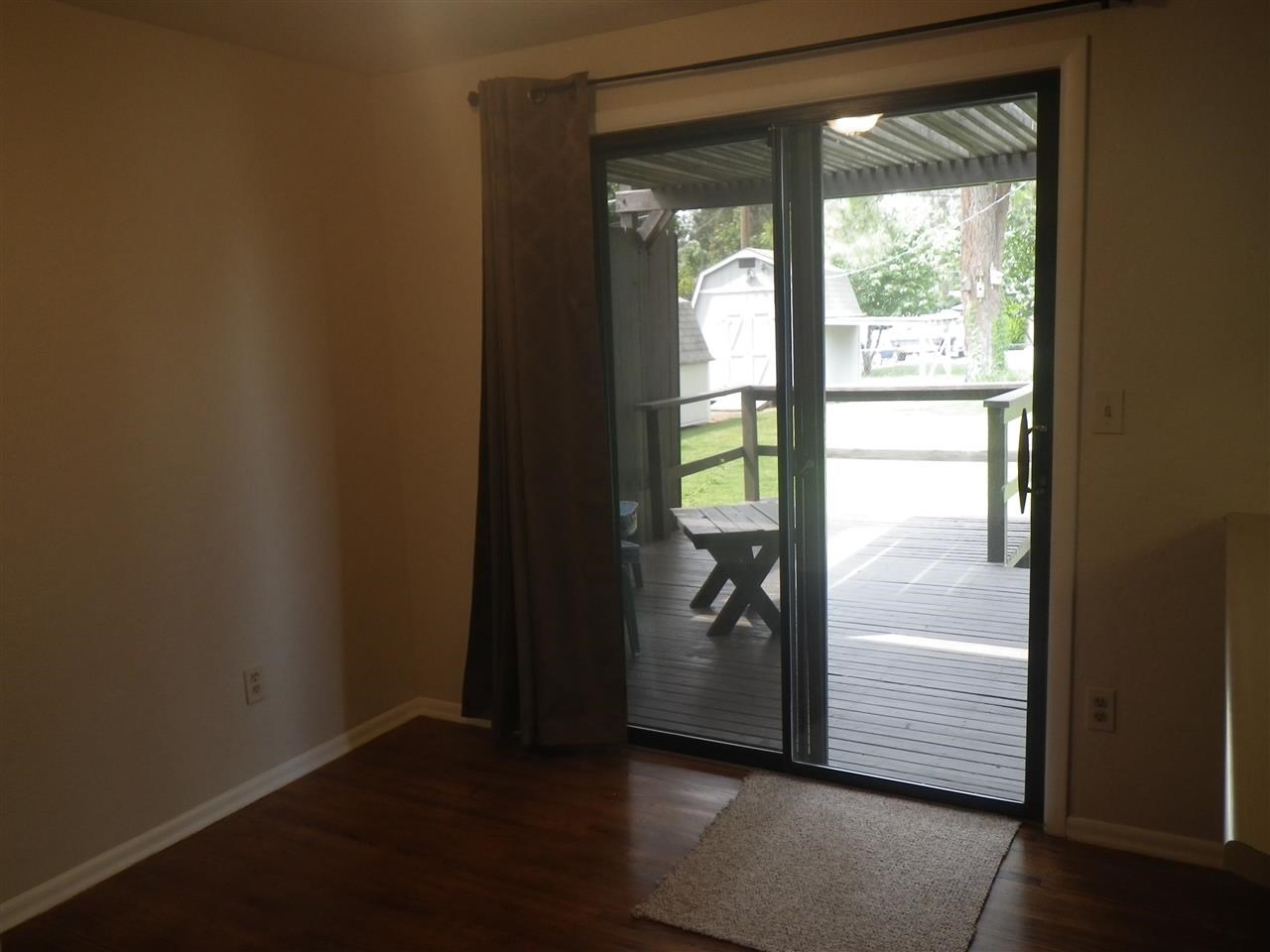 1610 S Clinton Rd - Photo 4