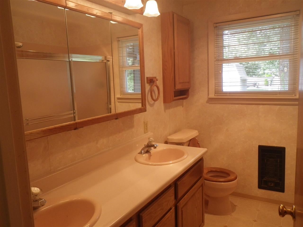1610 S Clinton Rd - Photo 8