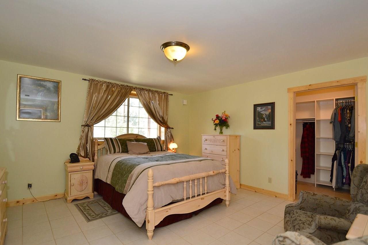 5704 N Garfield Rd - Photo 8