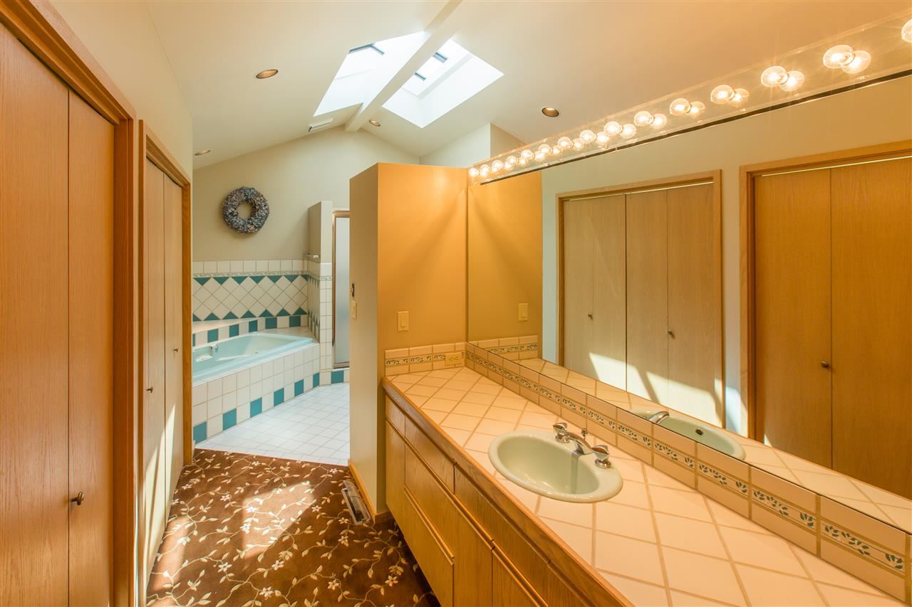 4908 E 65th Ave - Photo 14