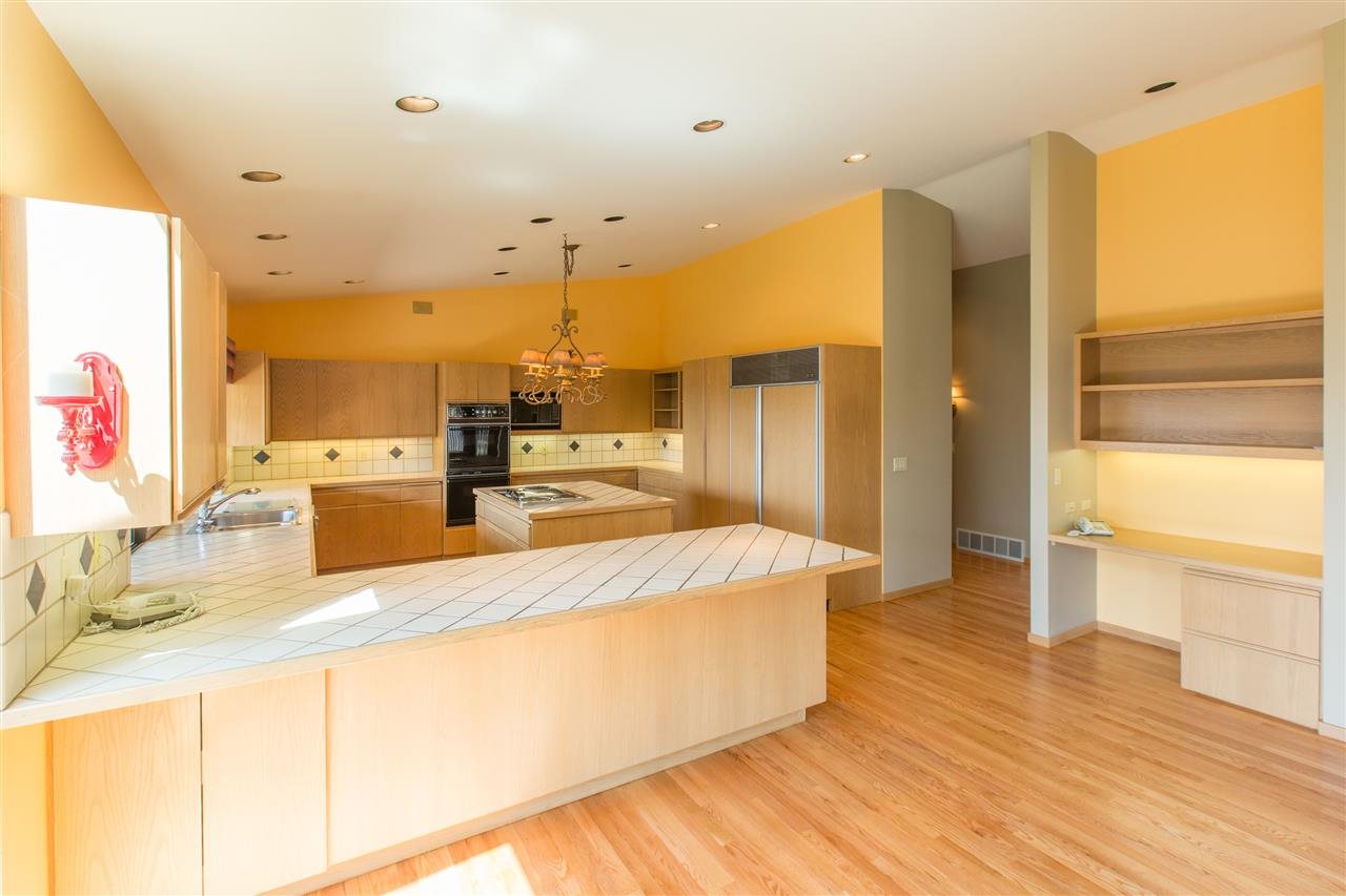 4908 E 65th Ave - Photo 6