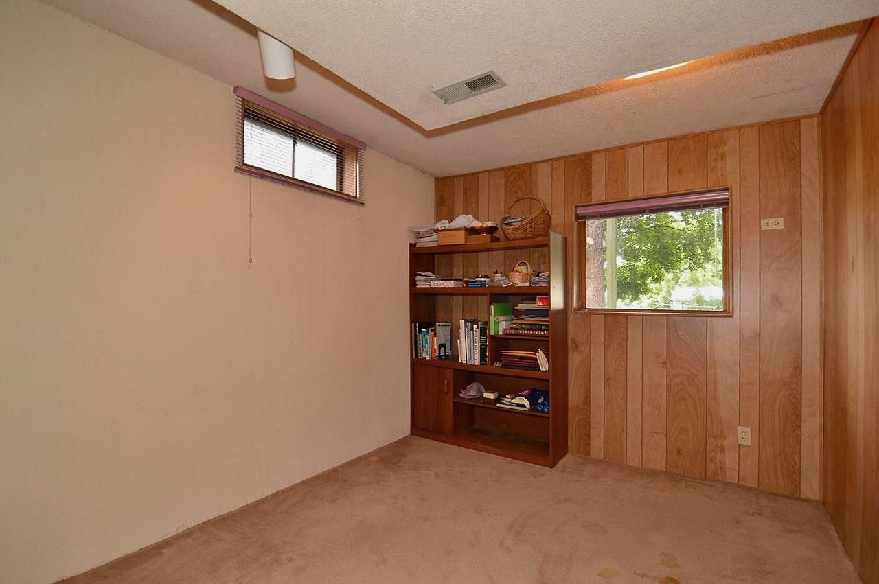 6903 N Normandie St - Photo 12