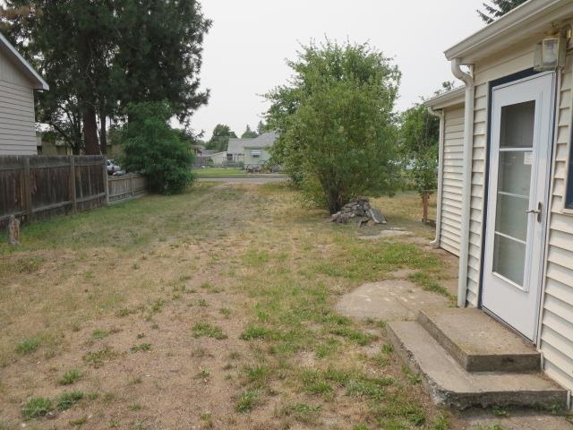 1211 E Sanson Ave - Photo 17