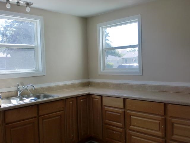 1611 E Olympic - Photo 5