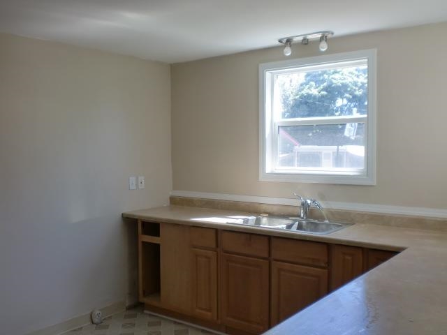 1611 E Olympic - Photo 6