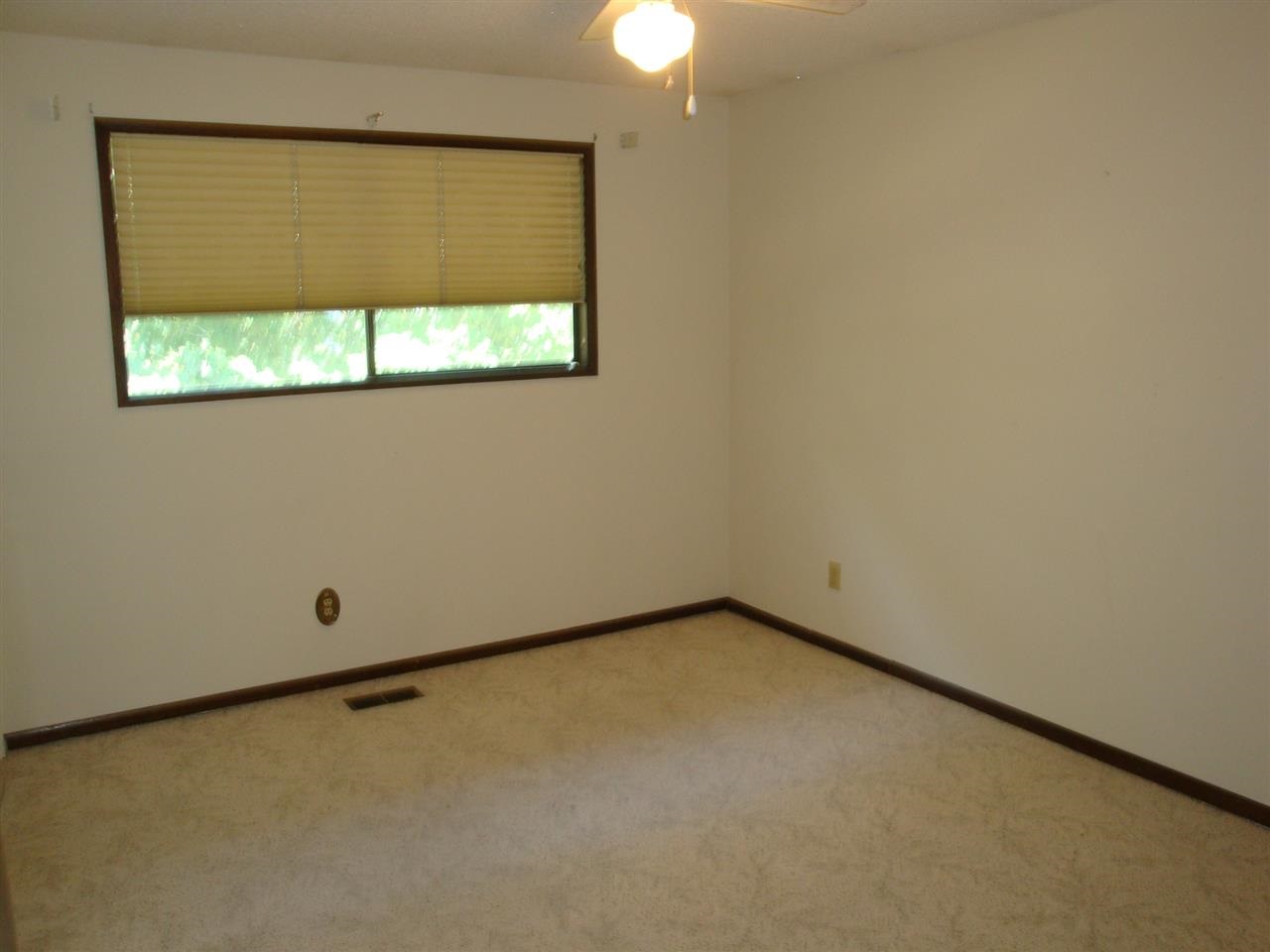2407 S Progress Rd - Photo 9