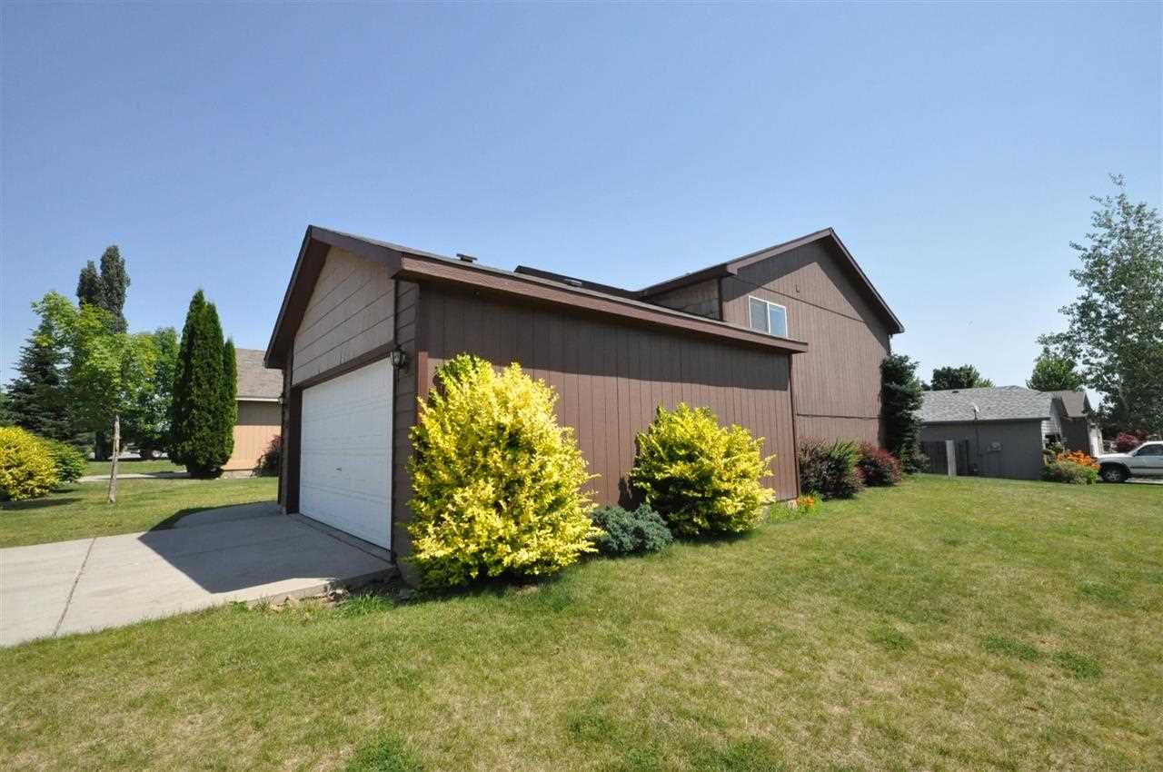 2303 Lilac Ct - Photo 17