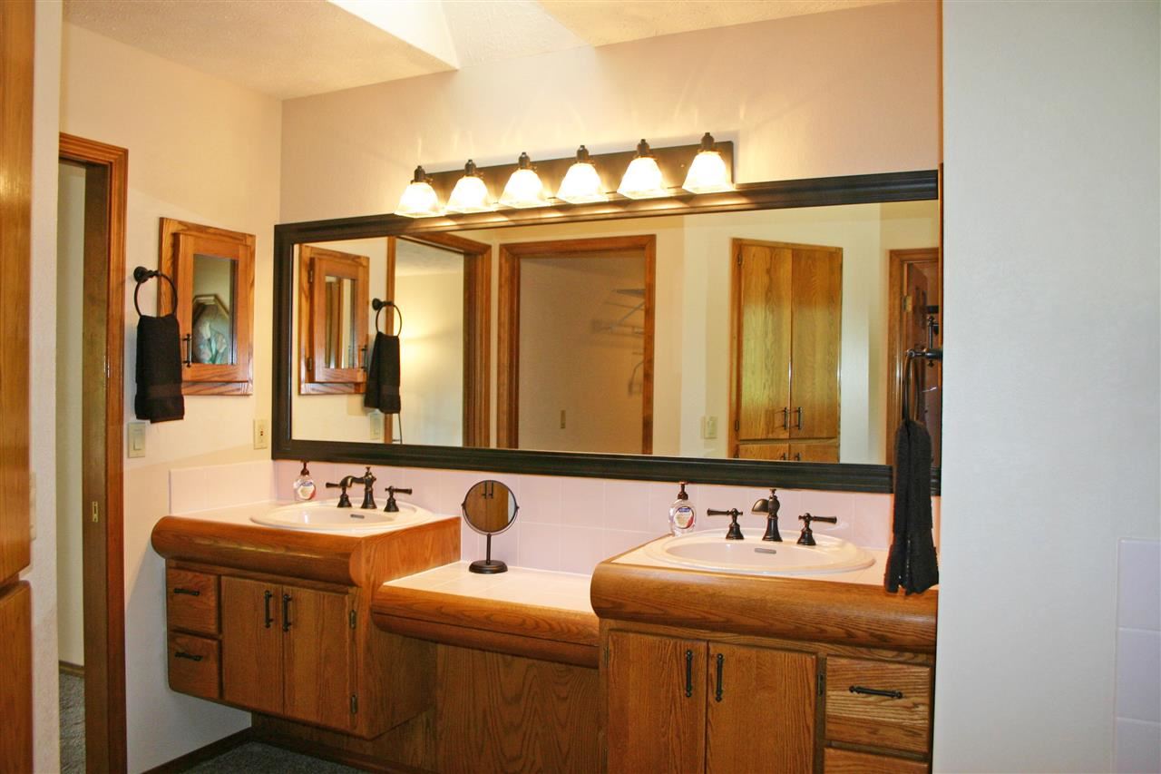 3812 E 48th Ave - Photo 17