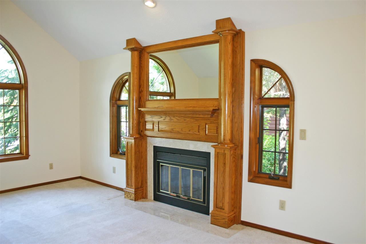 3812 E 48th Ave - Photo 4