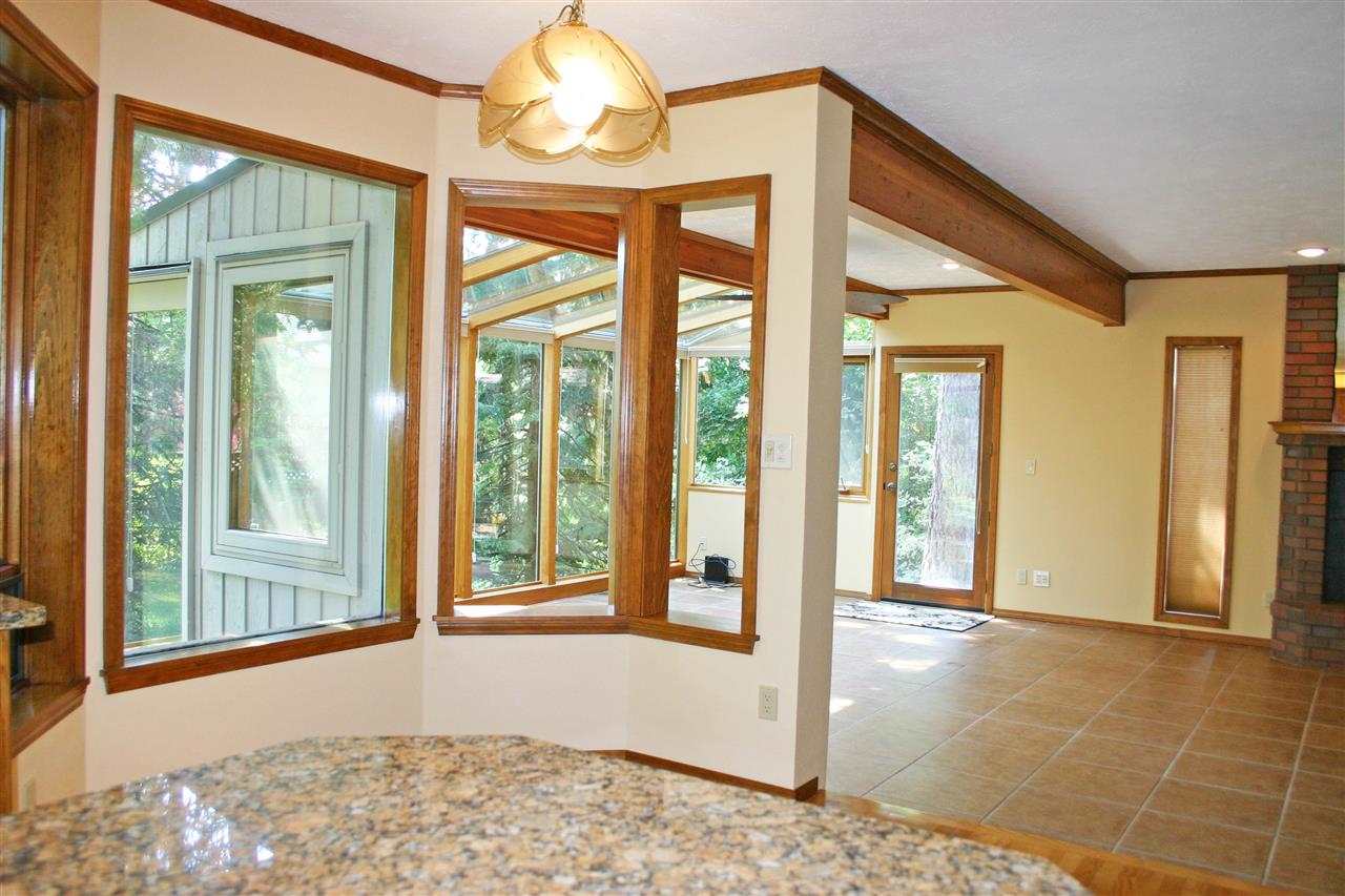 3812 E 48th Ave - Photo 8