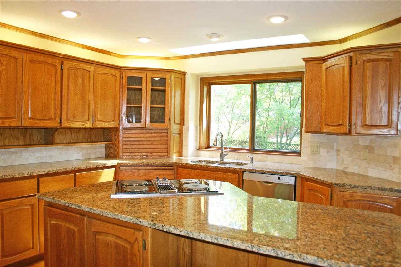 3812 E 48th Ave - Photo 9