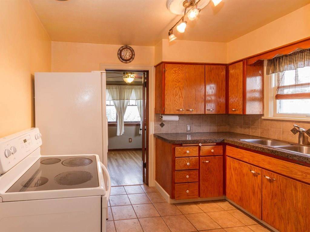 2411 W Euclid - Photo 6
