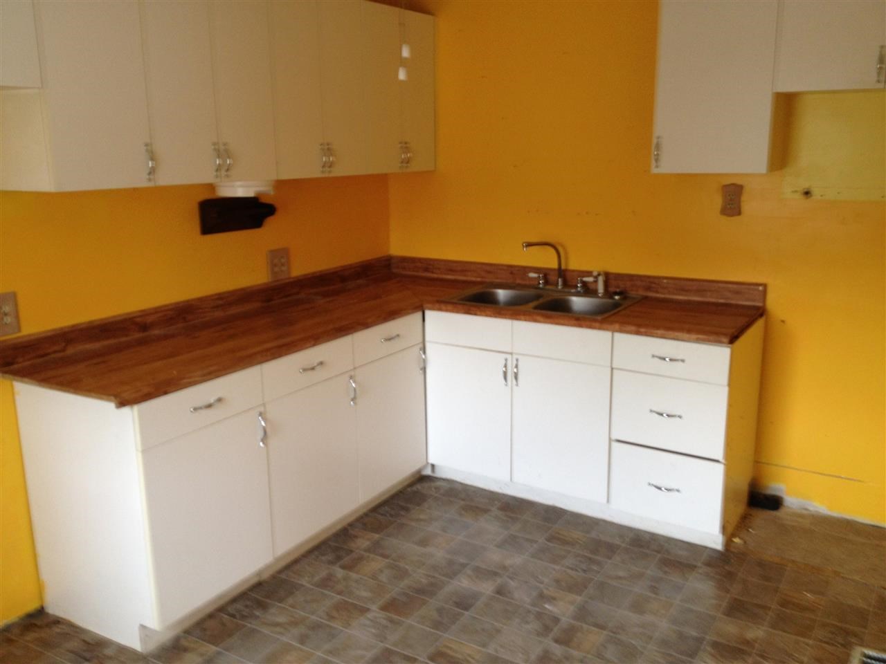 4803 N Lee St - Photo 3