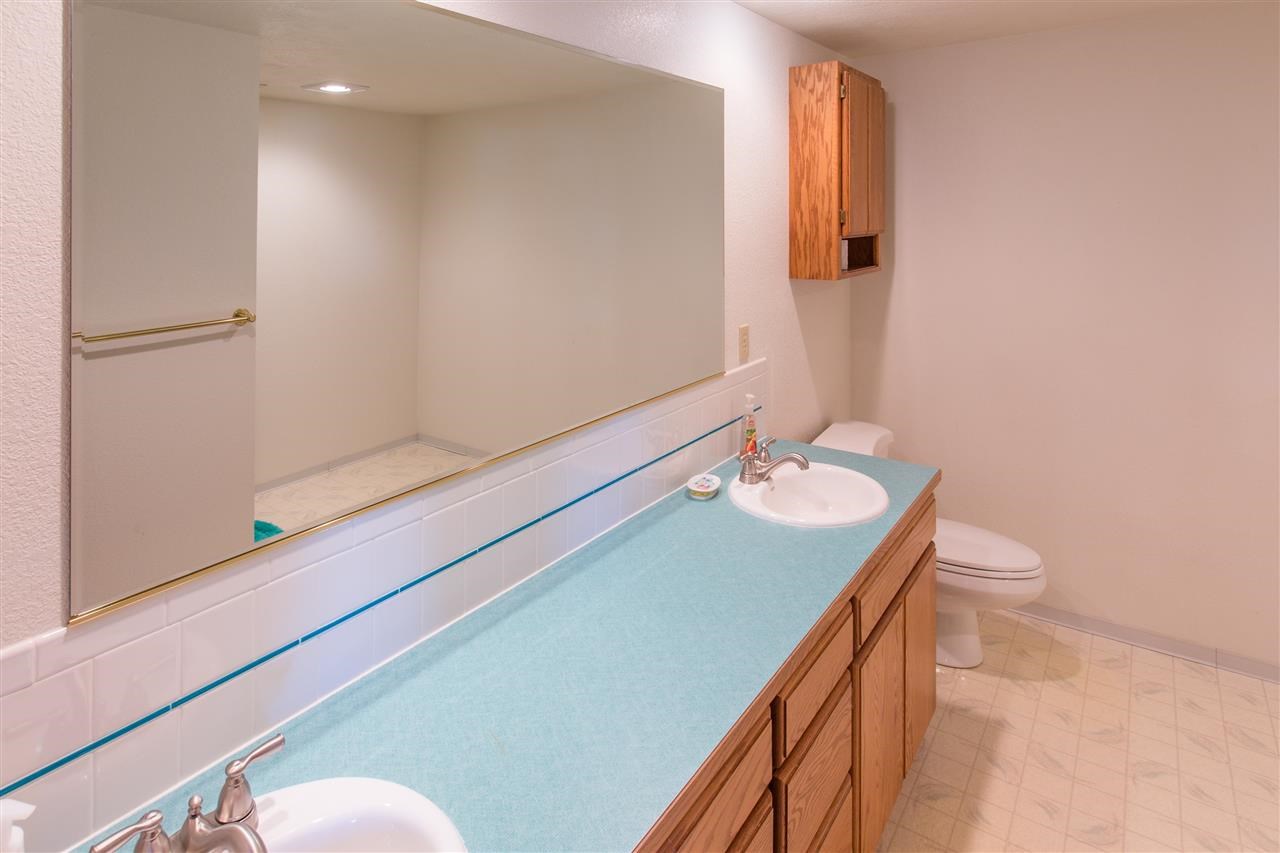 10019 N Quinault Ct - Photo 18