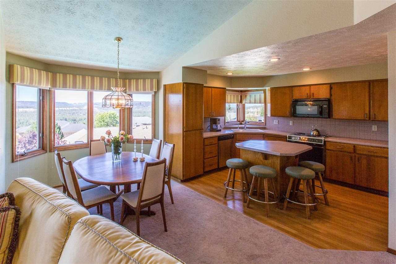 10019 N Quinault Ct - Photo 6
