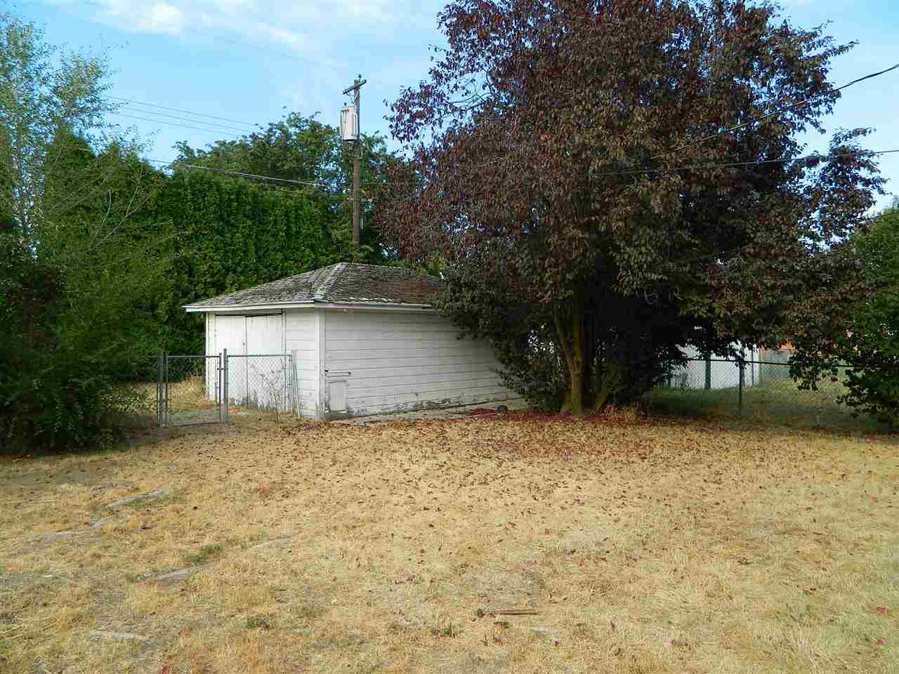 1207 E Glass Ave - Photo 16