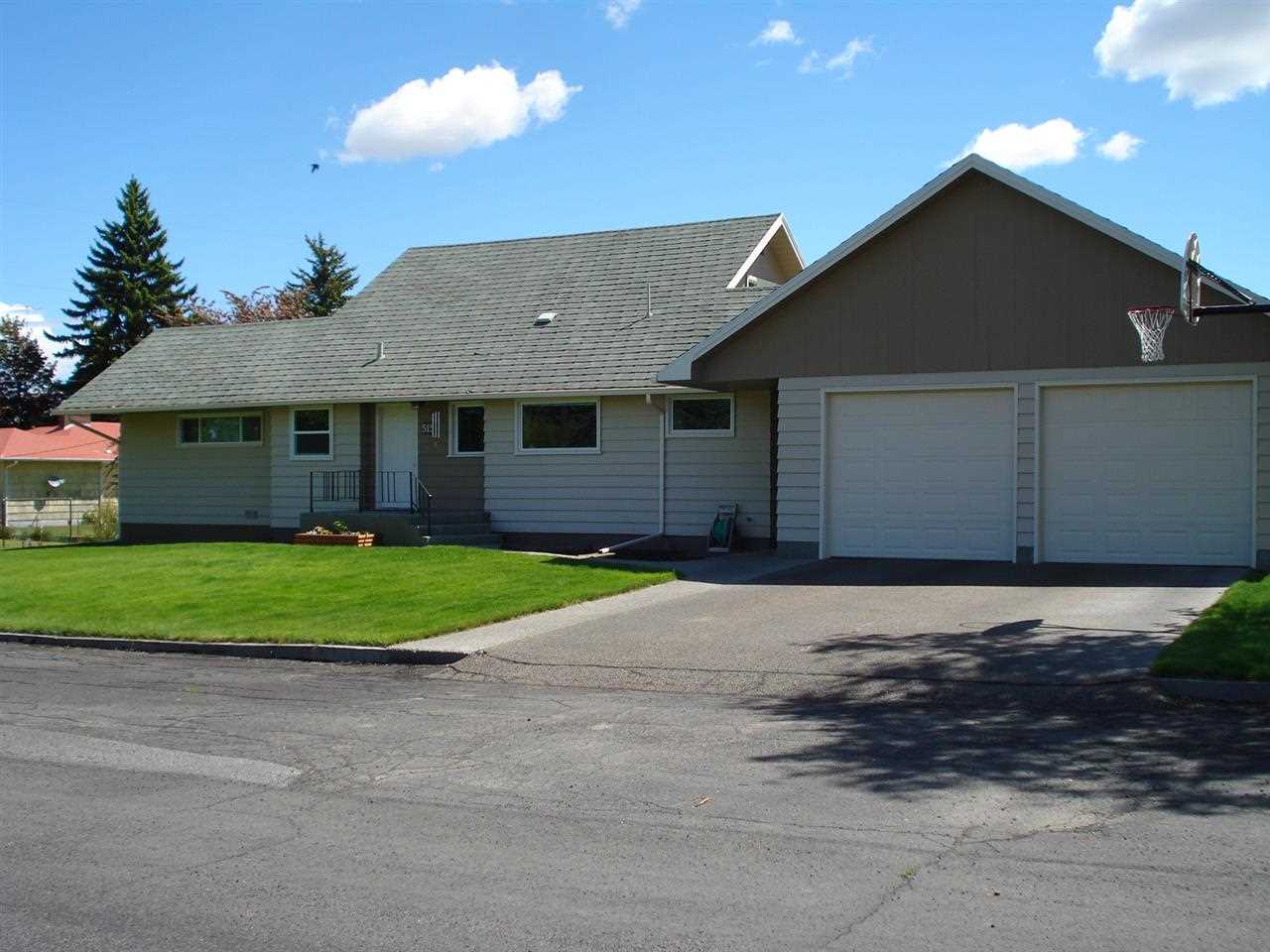 515 SE MITCHUM - Photo 2